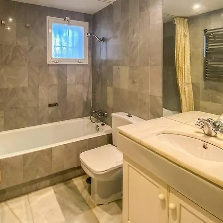 Alcazaba * Эстепона